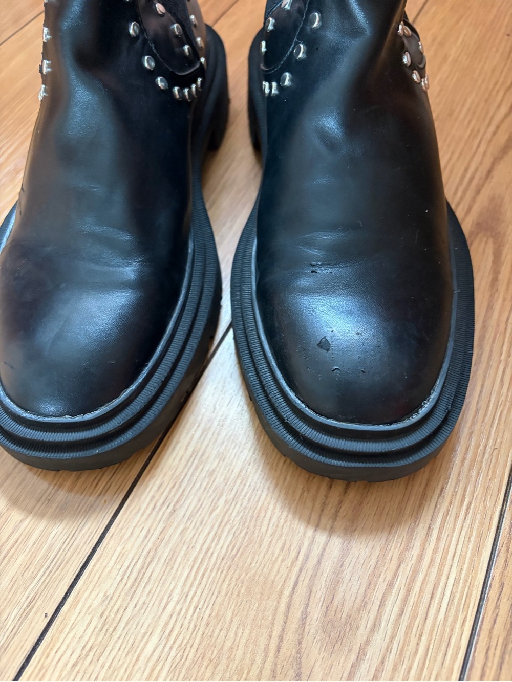 Zara Black EU39/US 8-8.5 Studded Chelsea Vegan Leather Boot Comfort Lug Sole - Picture 6 of 9
